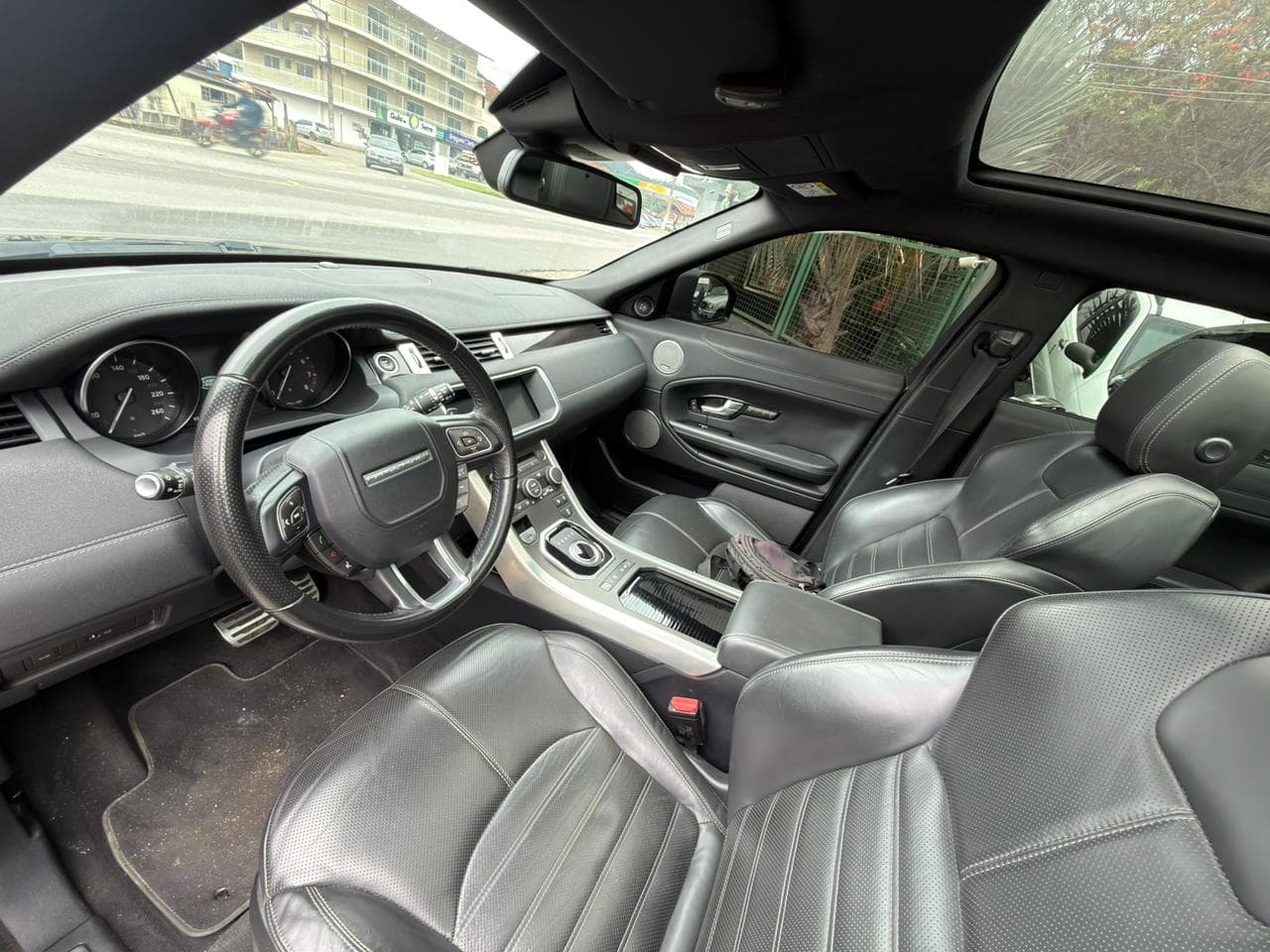 Land Rover Range R.EVOQUE Si4 HSE Dyn. 2.0 Flex Aut thumbnail 12